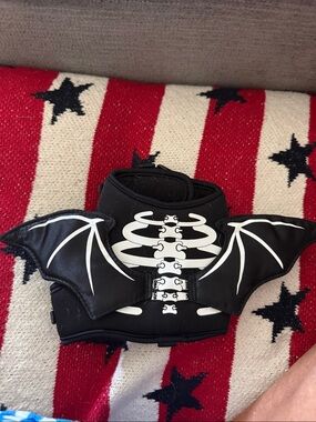 Spooky Bat Skeleton Dog Harness – Perfect for Halloween!